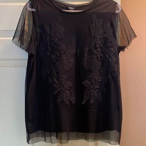 Black T-shirt with tulle and appliqué flowers. Gorgeous!